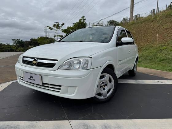 CHEVROLET CORSA 1.4 MPFI PREMIUM SEDAN 8V FLEX 4P MANUAL CHEVROLET CORSA 1.4 MPFI PREMIUM SEDAN 8V FLEX 4P MANUAL